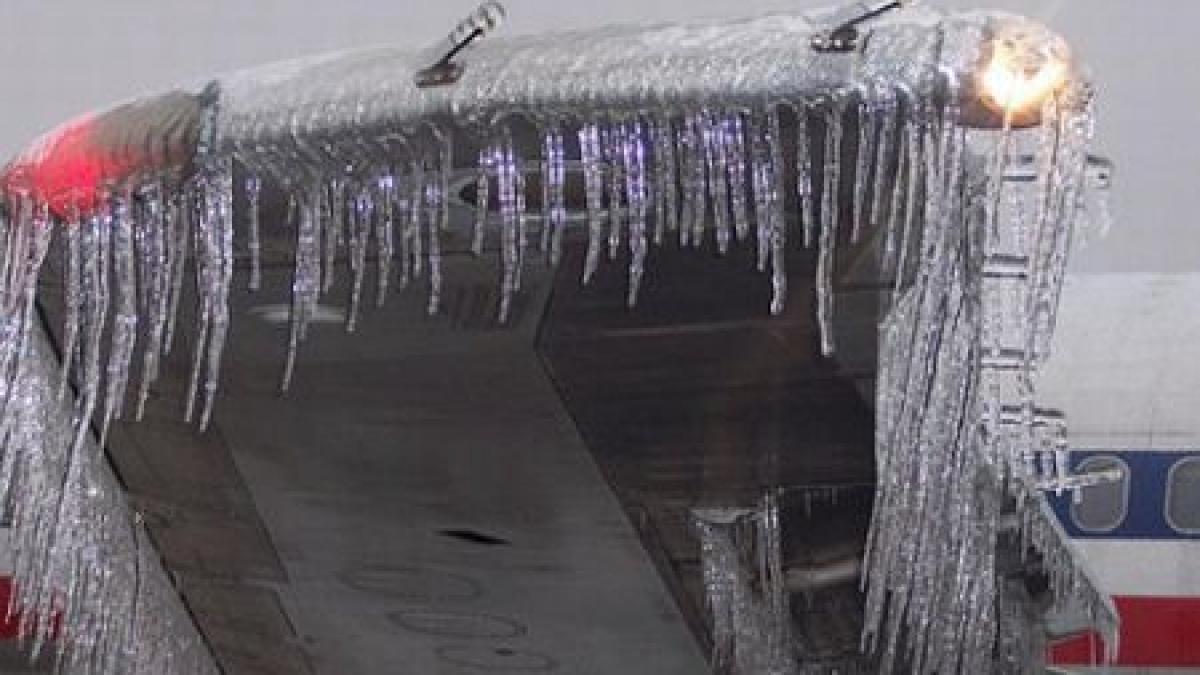 gerul provoaca probleme in porturi aeroporturi si pe calea ferata intarzieri si curse anulate