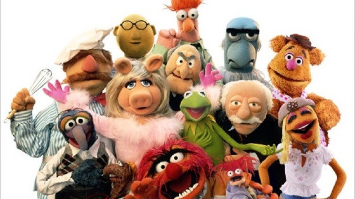ricky gervais si emily blunt cele mai noi celebritati care vor juca in filmul muppets