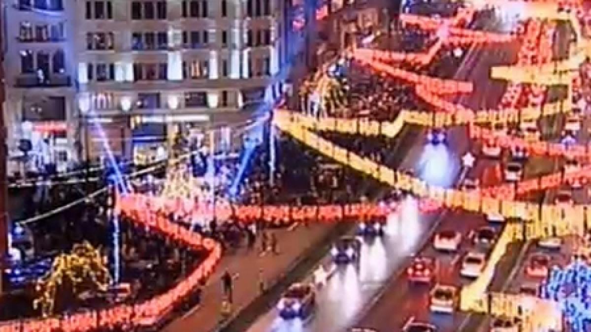 bucurestiul in haine de sarbatoare au fost aprinse luminile de craciun