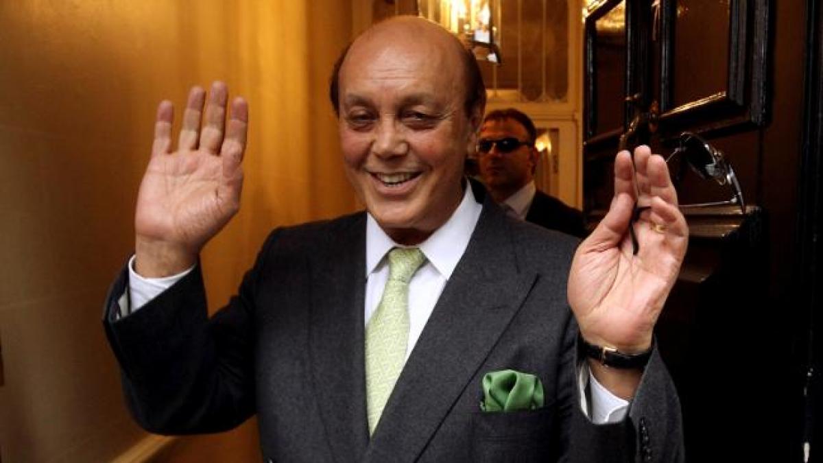 marea britanie un fost magnat da politia in judecata dupa ce l a arestat din greseala