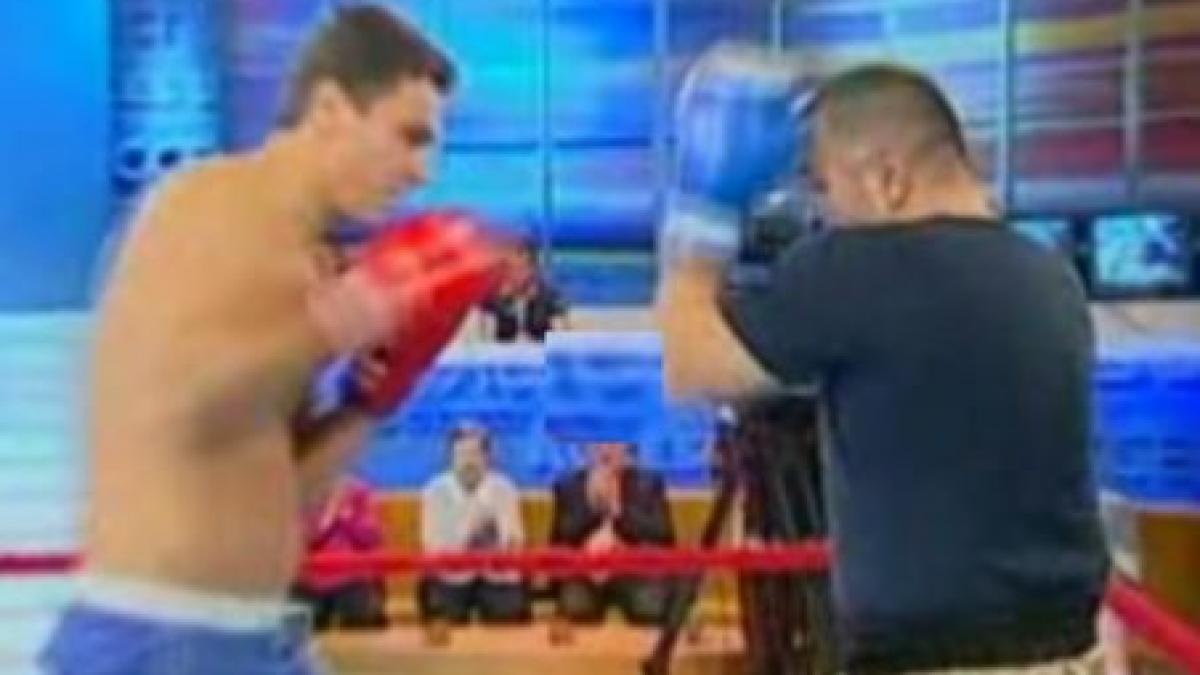 meci de box cu mircea badea si leonard doroftei in cinstea marilor campioni romani
