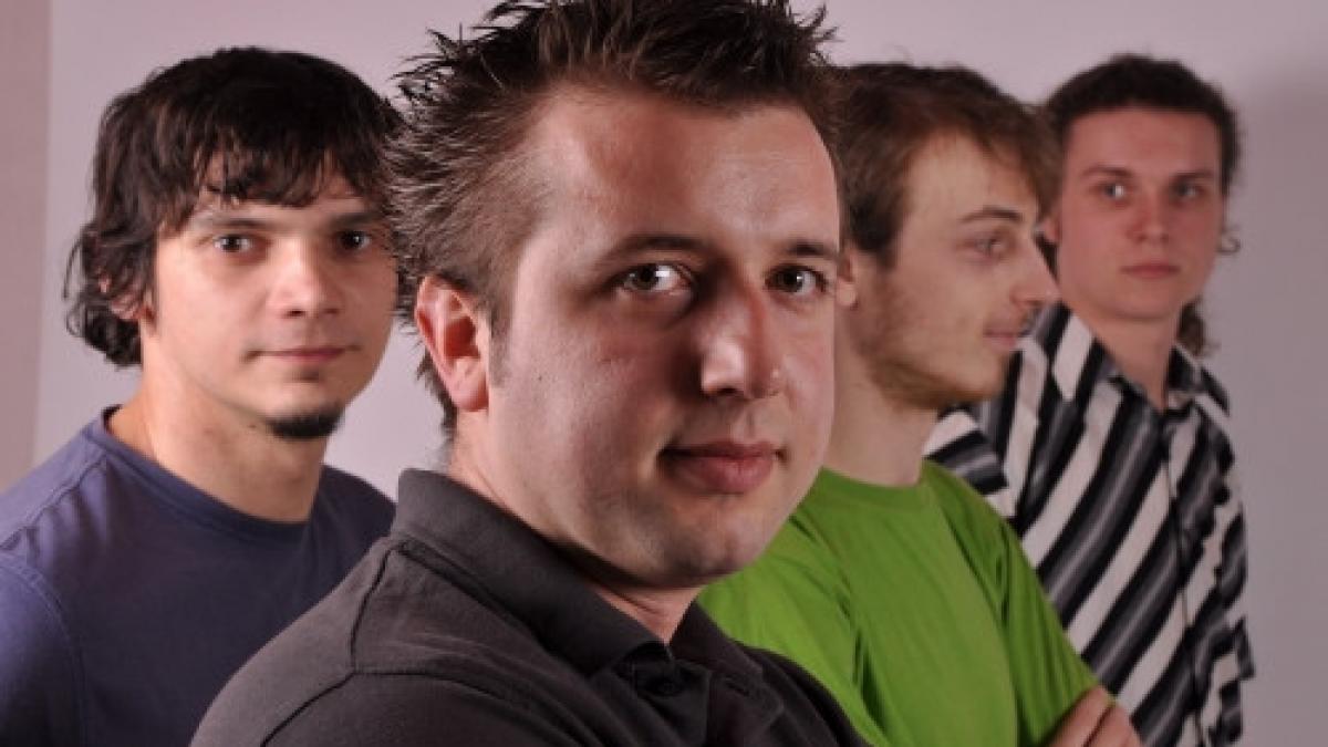 stefan hrusca ironizat in colindul ler de ler al formatiei fara zahar