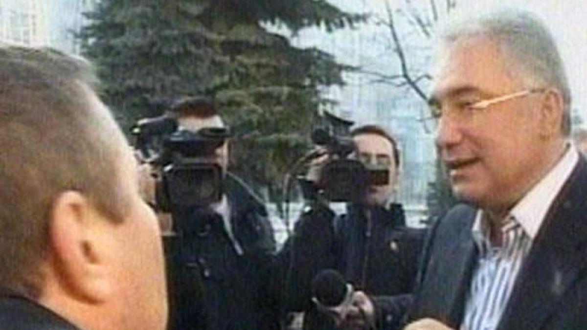 videanu huiduit la targu jiu ne luati totul v am votat sa ne luati banii