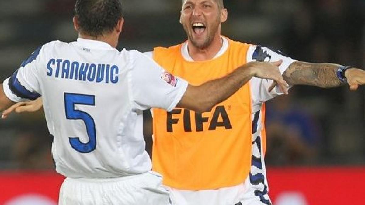 inter milano s a calificat in finala cm al cluburilor chivu criticat de presa italiana