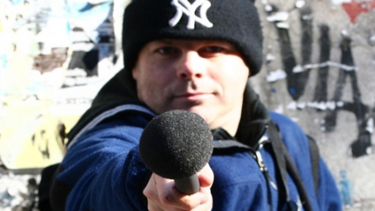 jurnalistii liber profesionisti din america de nord castiga in medie 25 000 30 000 de dolari pe an