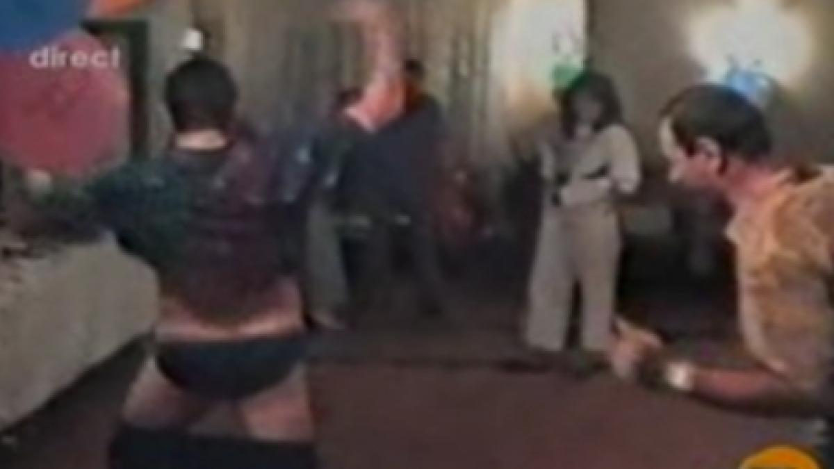 serghei mizil in chiloti la o petrecere din snagov video