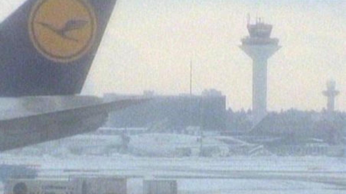 500 de curse aeriene anulate in frankfurt din cauza ninsorii situatii similiare in paris si londra