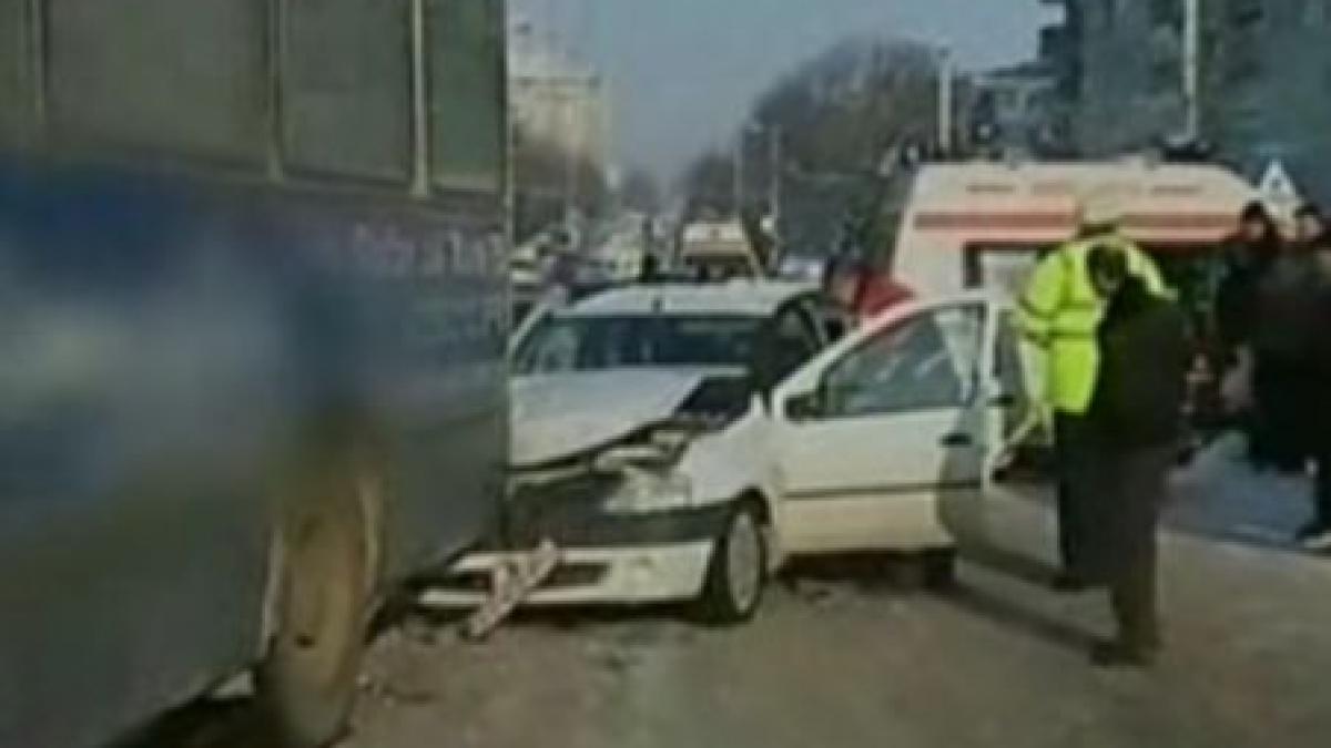 vaslui a supravietuit dupa ce a fost lovita pe trecere de un sofer baut si proiectata intr un