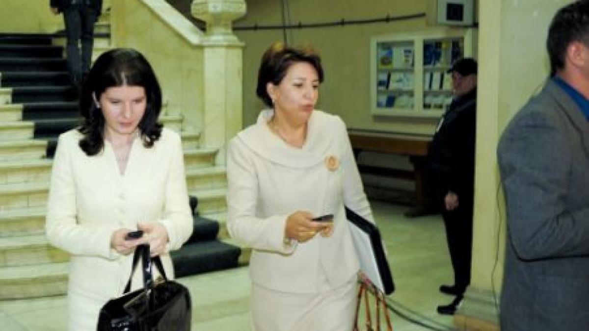 demisia monicai iacob ridzi din pdl ceruta si de sulfina barbu