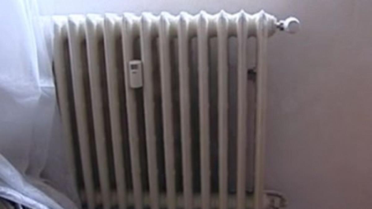 mii de ieseni se lupta cu frigul din cauza datoriilor prea mari catre furnizorul de caldura