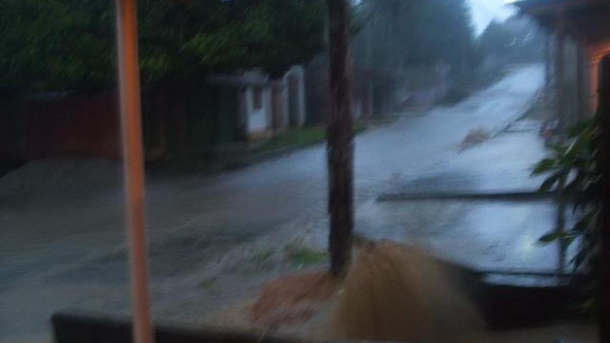 stare de urgenta in sudul californiei dupa sase zile de ploi neincetate