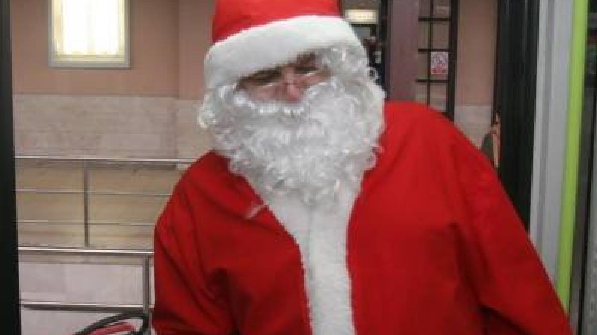 italia mafiot arestat de un politist deghizat in mos craciun