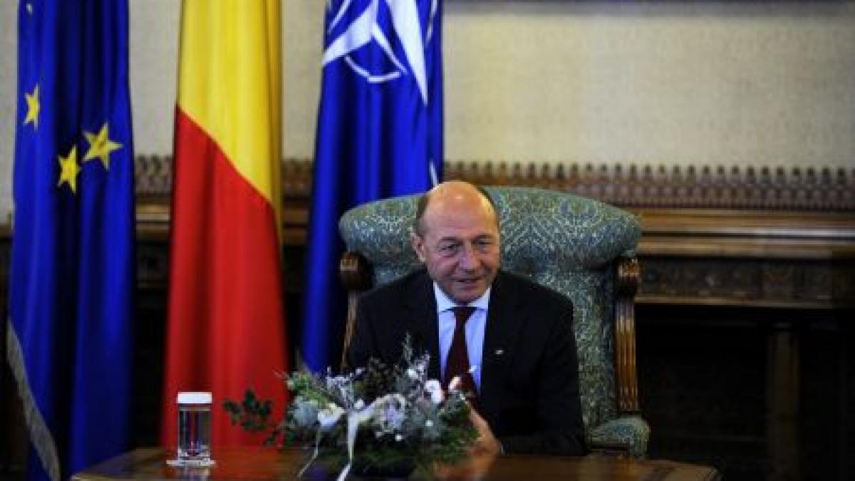 mesajul lui basescu catre romani de craciun doresc sa regaseasca simtul profund al solidaritatii