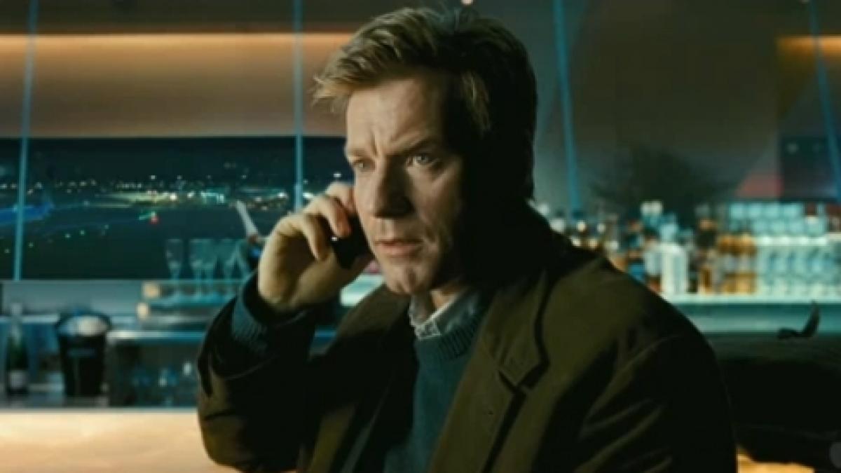 ewan mcgregor amenintat in versuri cu moartea si te voi privi in ochi in timp ce voi rasuci cutitul