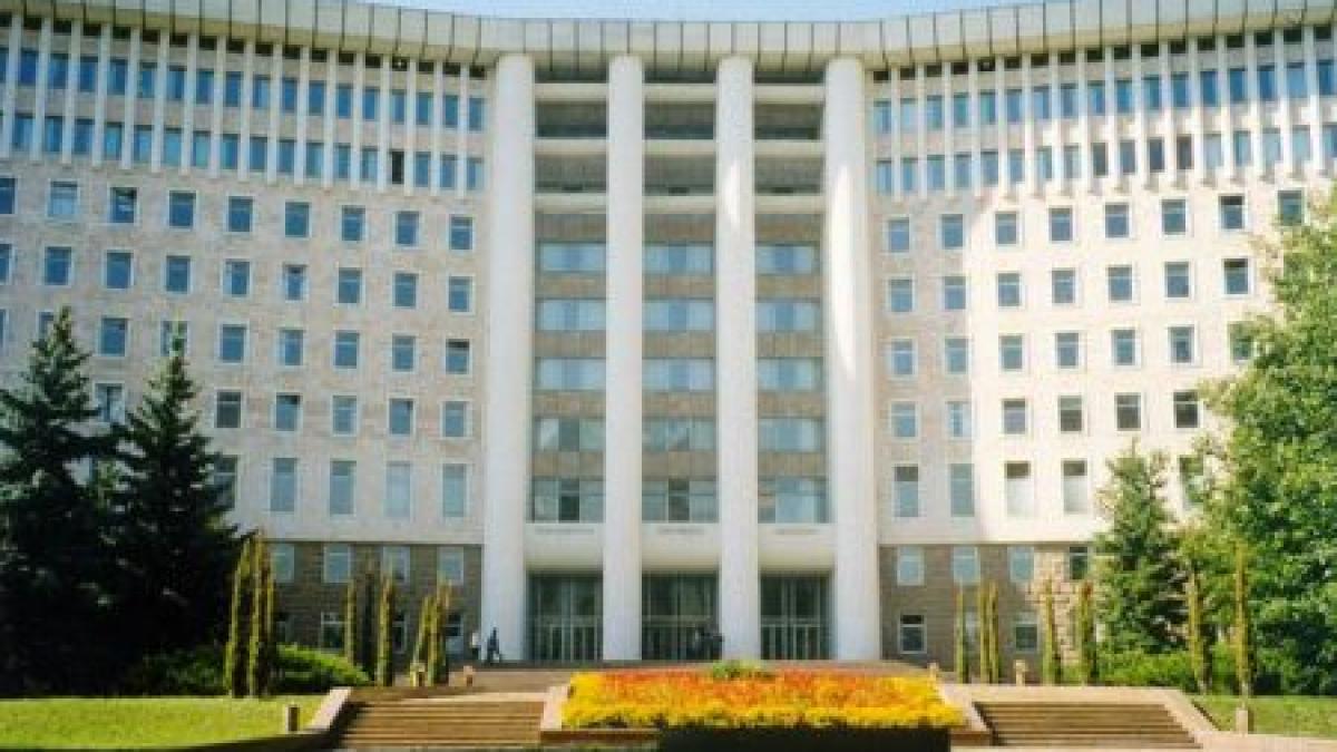 noul parlament din republica moldova se reuneste marti in prima sedinta