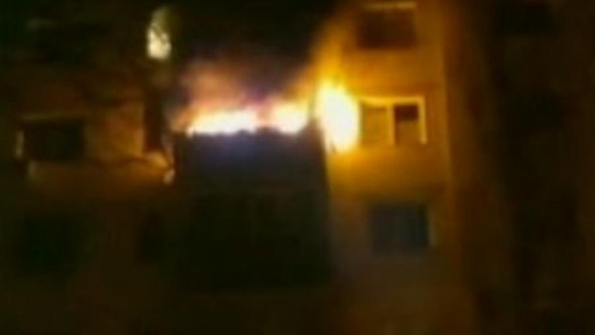 explozie in capitala doi barbati tata si fiu au fost raniti