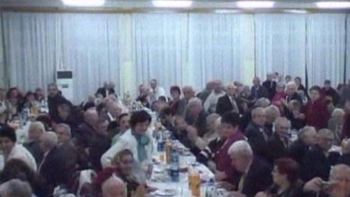 resita pensionarii au sarbatorit revelionul in avans