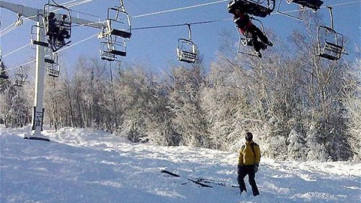 sua opt raniti dupa ce un telescaun s a defectat si cinci cabine au cazut