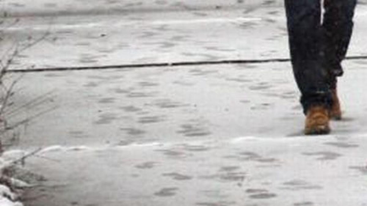 consiler local din dambovita gasit inghetat langa primarie