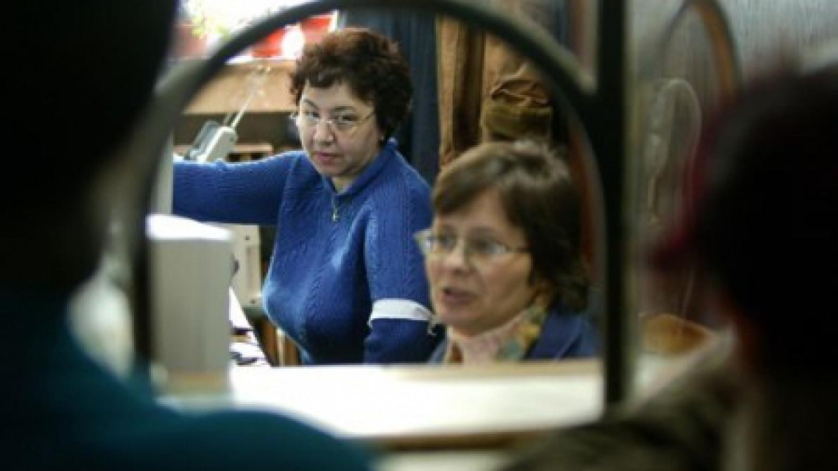 vezi programul institutiilor publice din primele zile ale anului 2011