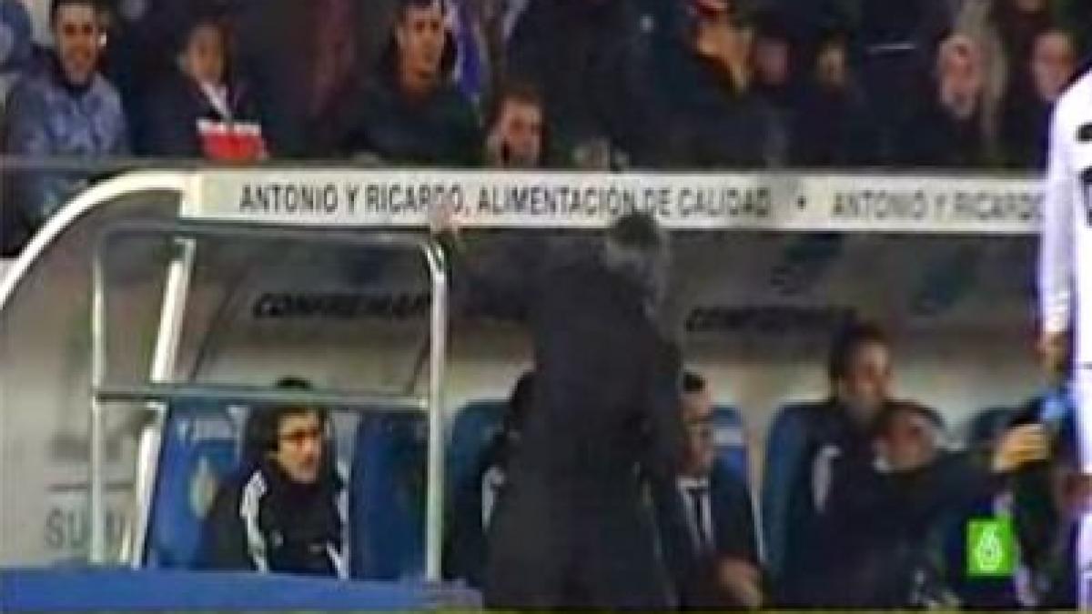 o cazatura speciala jose mourinho are probleme in a ajunge pe banca de rezerve