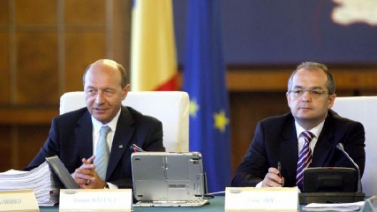 traian basescu participa la sedinta de guvern unde se discuta despre acordul cu fmi si aderarea la