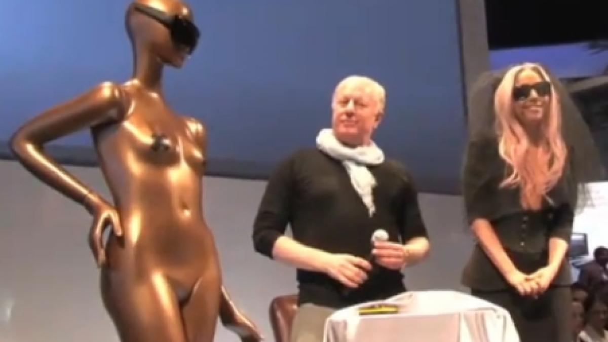 lady gaga a prezentat in las vegas o pereche de ochelari care pot face fotografii