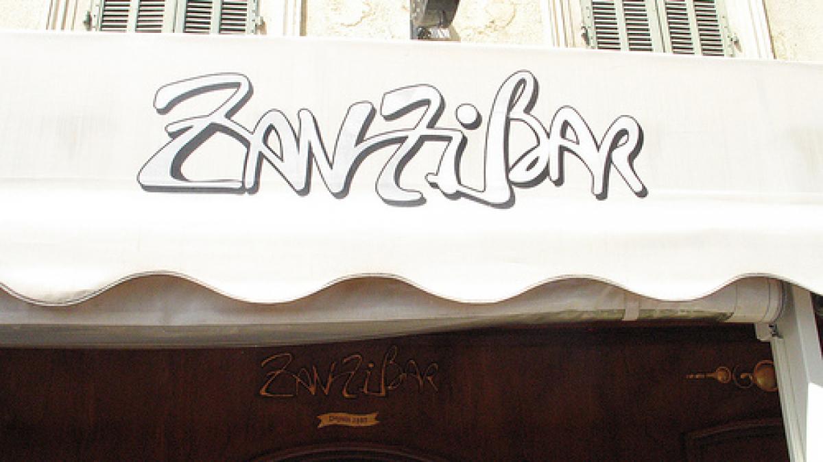 cel mai vechi bar gay din europa a fost inchis dupa 125 de ani de activitate