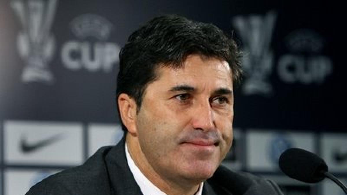 fostul tehnician rapidist jose peseiro demis dupa primul meci de la cupa asiei
