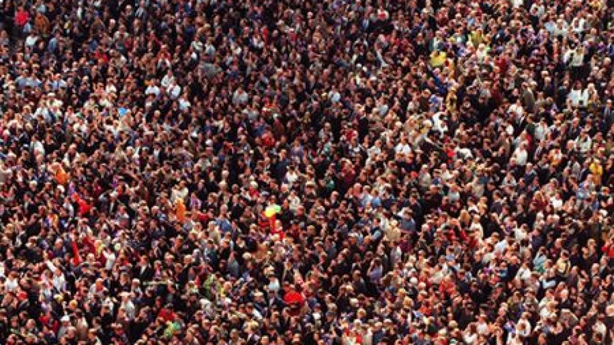 studiu populatia terrei va ajunge la sapte miliarde de locuitori pana la sfarsitul anului