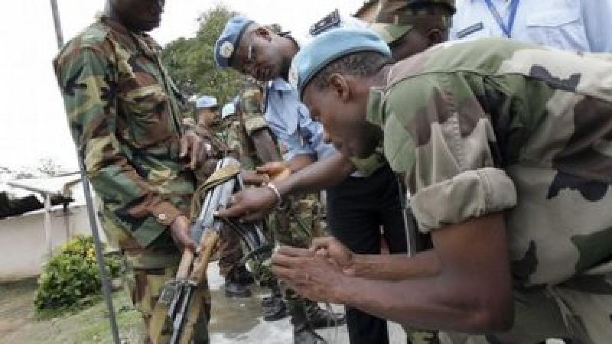 mae catre romanii din coasta de fildes parasiti tara exista pericolul izbucnirii unui razboi civil