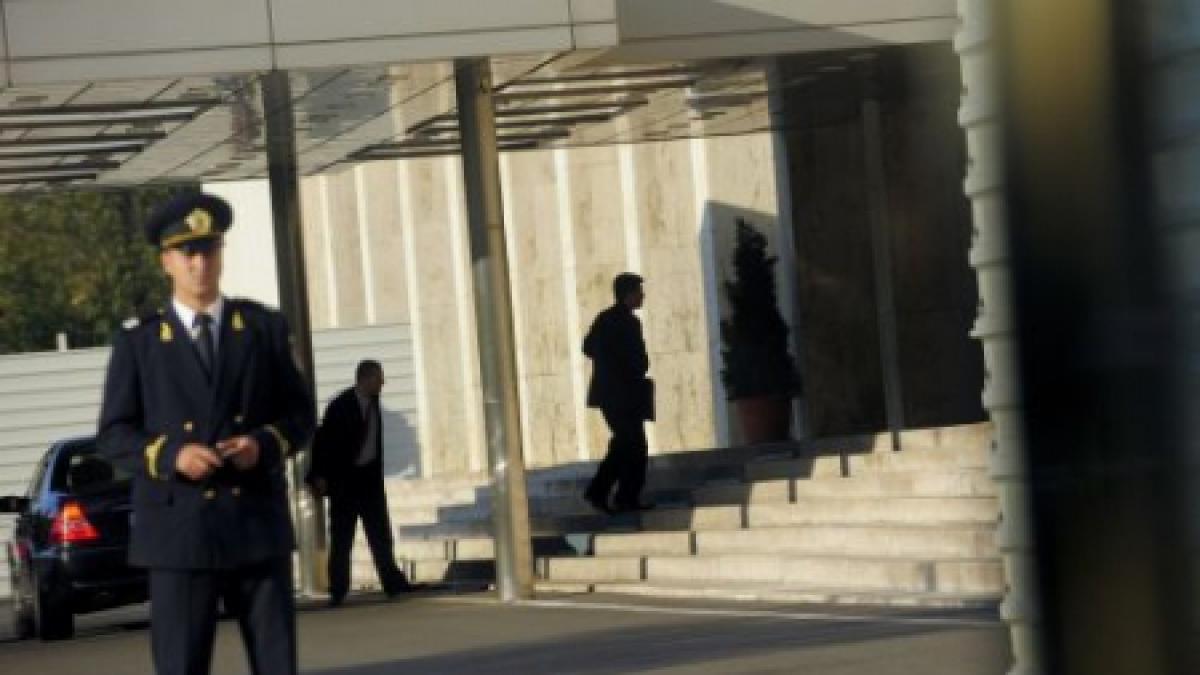 boc l a convocat la guvern pe seful cnas pentru discutii despre blocajul din sistemul informatic