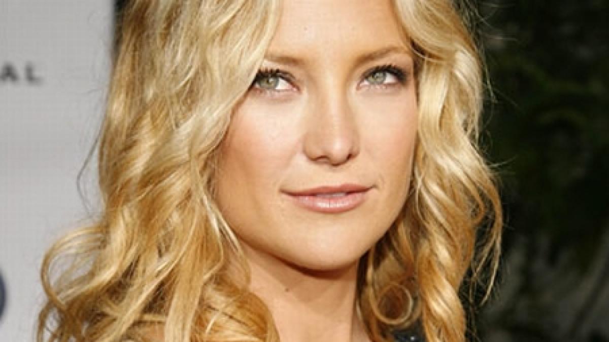 kate hudson a anuntat ca este insarcinata