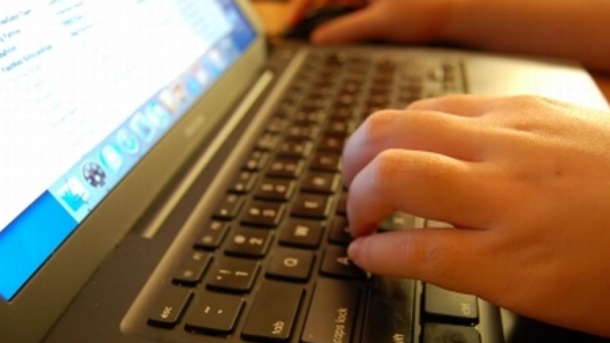 un tanar din republica moldova a publicat pe blog informatii confidentiale ale fisc ului