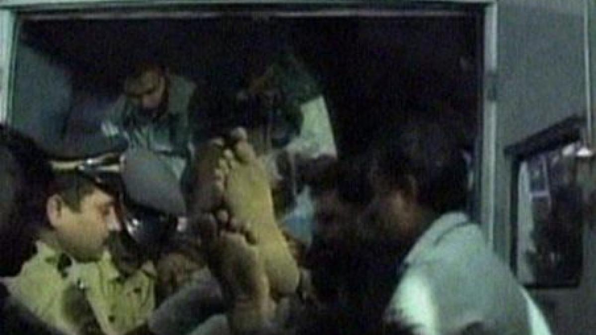 india peste 100 de morti in urma unei busculade produsa de un accident rutier