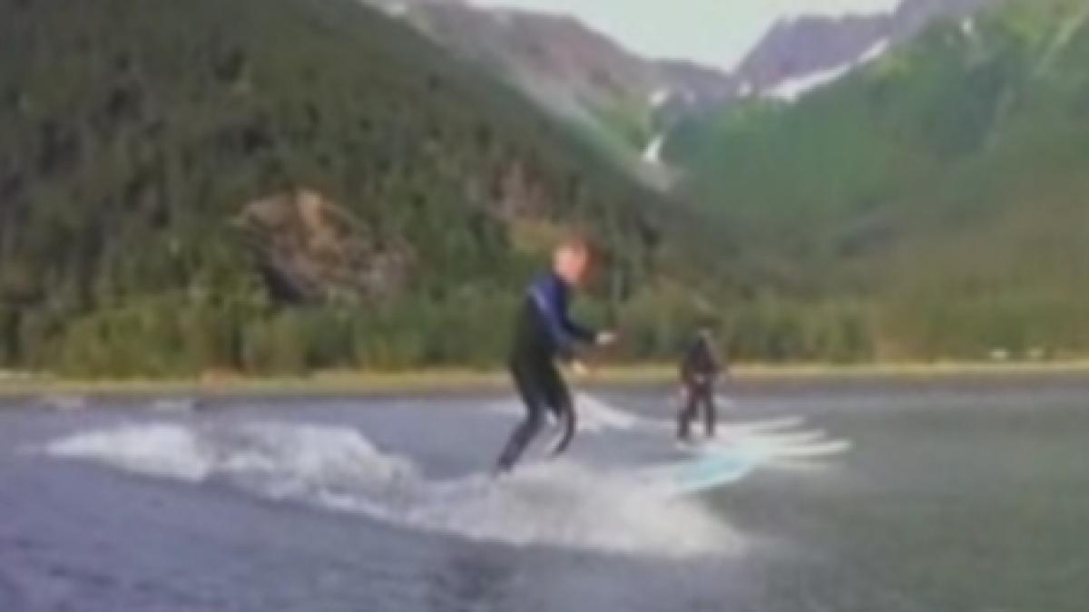surferii parasesc plajele insorite pentru valurile din alaska
