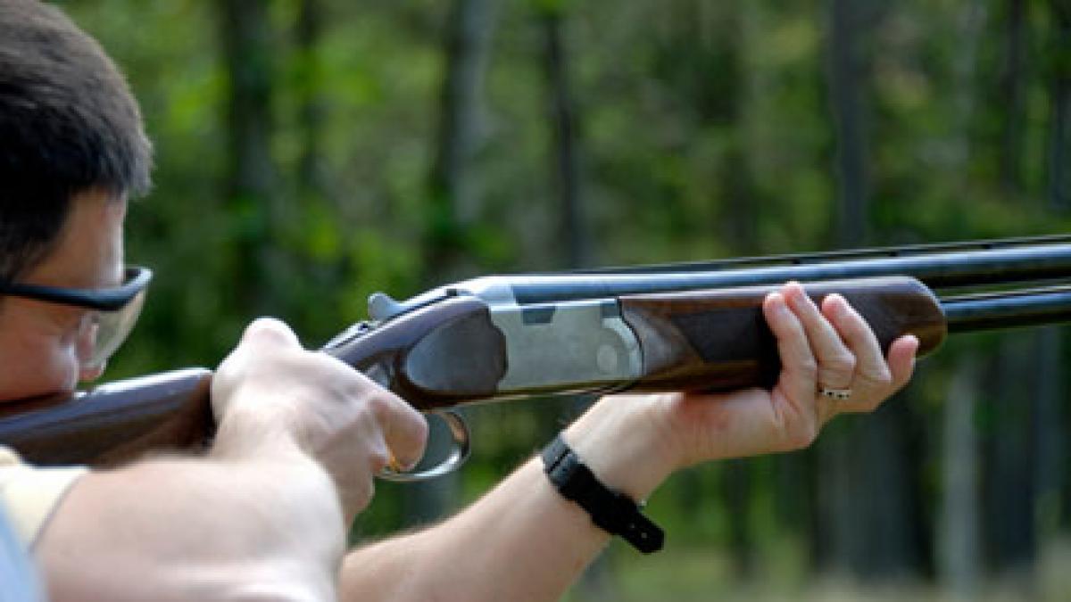 un barbat si a executat varul in plina strada apoi a invocat legitima aparare