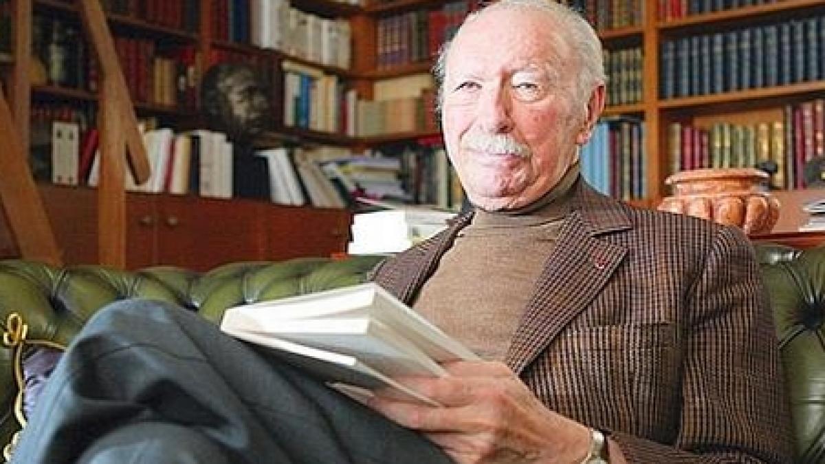 a murit scriitorul francez jean dutourd