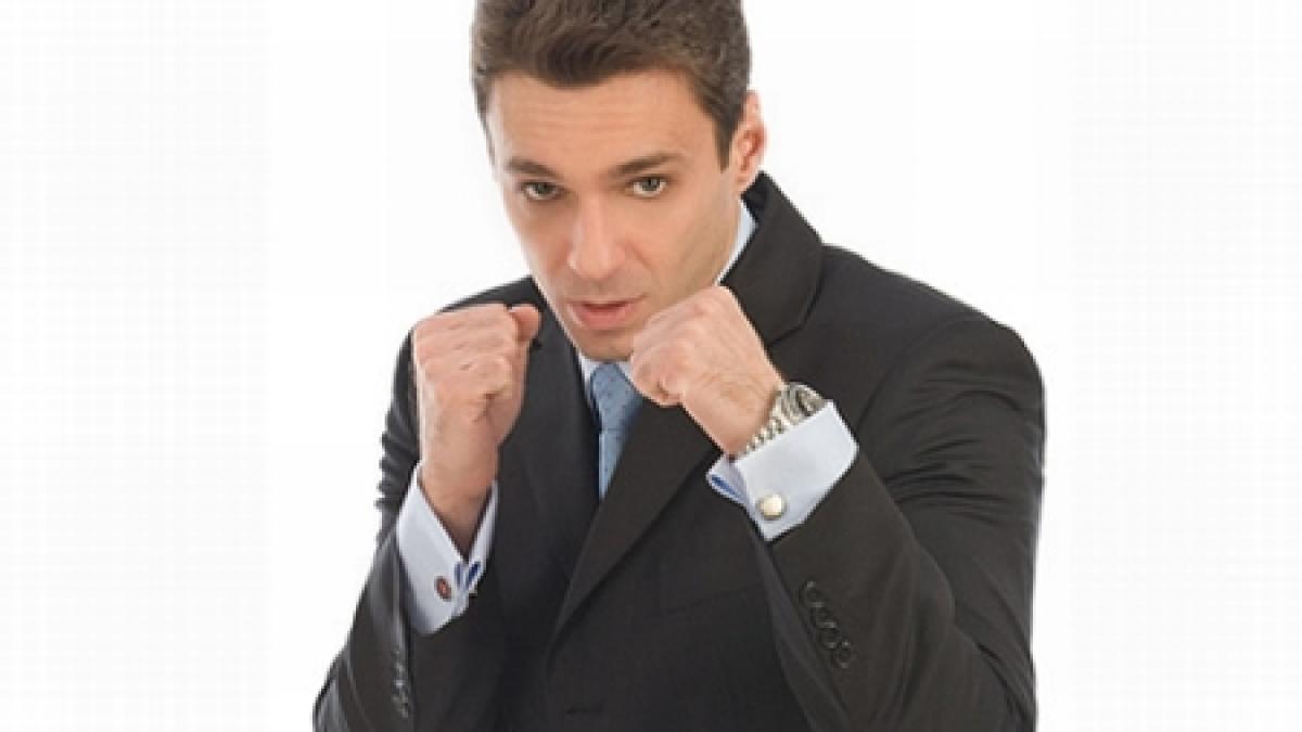 mircea badea ii raspunde lui sebastian lazaroiu sunt un clovn trist pe banii mei