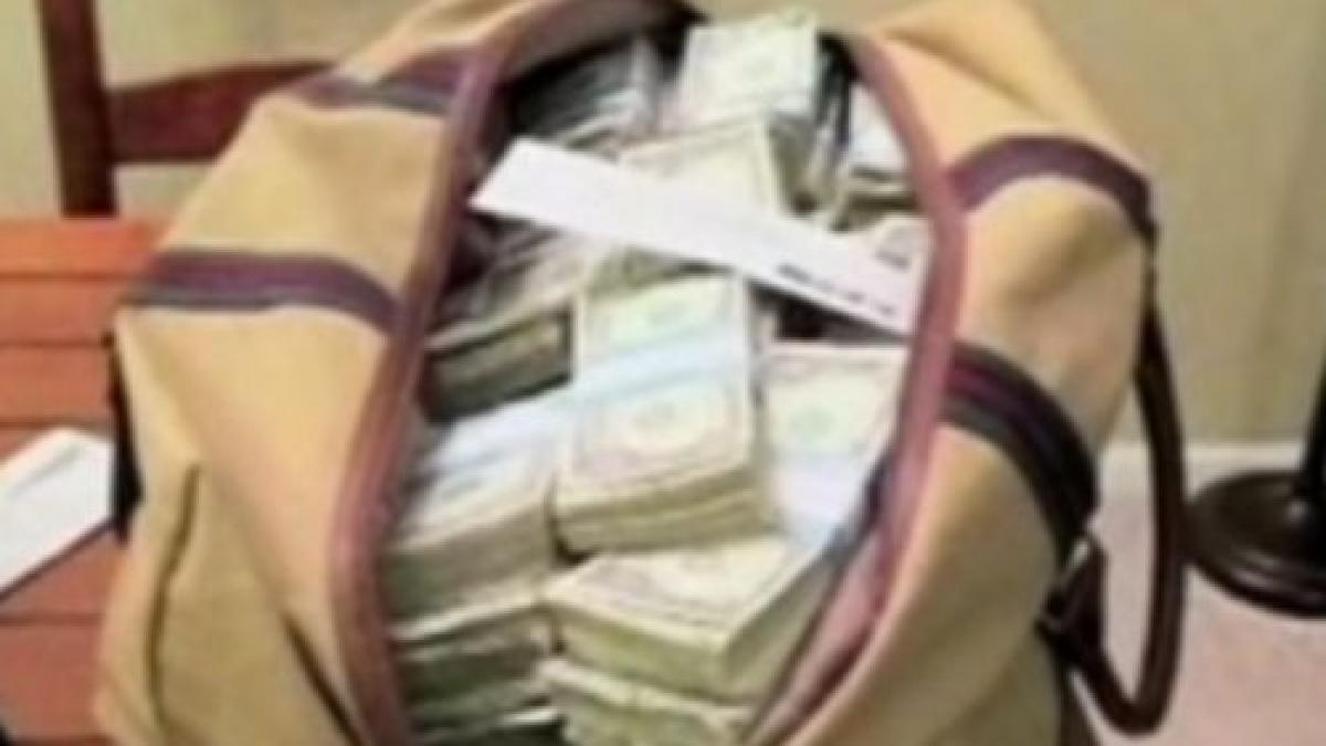 un student american si a platit taxa la facultate cu bancnote de un dolar