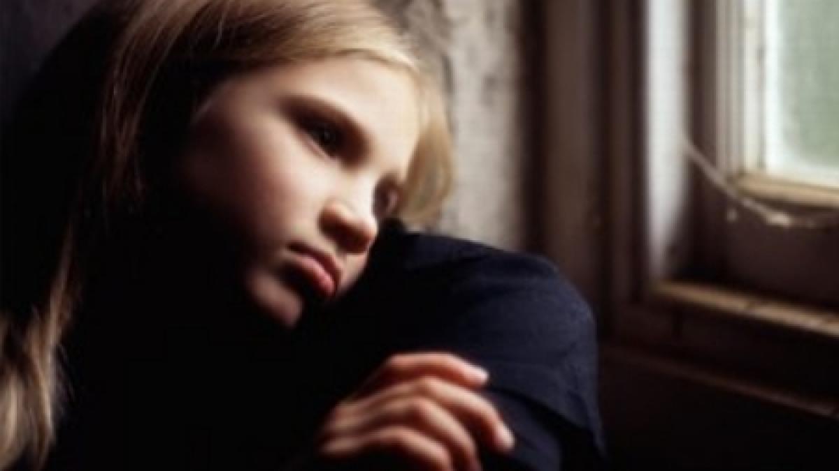 o fetita de 9 ani s a sinucis dupa ce a fost certata pentru ca manca prea multe dulciuri