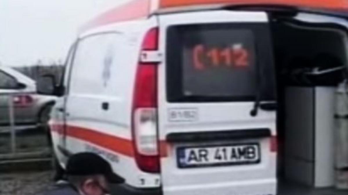 arad mai mult de un sfert din ambulante se afla in service din cauza gropilor