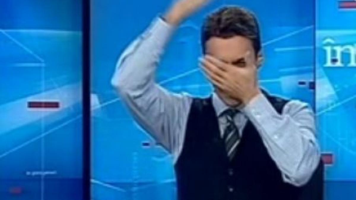 mircea badea isi pocneste nasul si ridica din pectorali imitandu l pe dinu patriciu