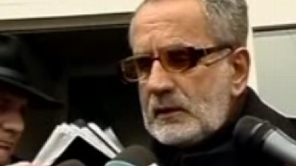 tatal madalinei manole crede ca mircea petru nu este parintele biologic al nepotului sau