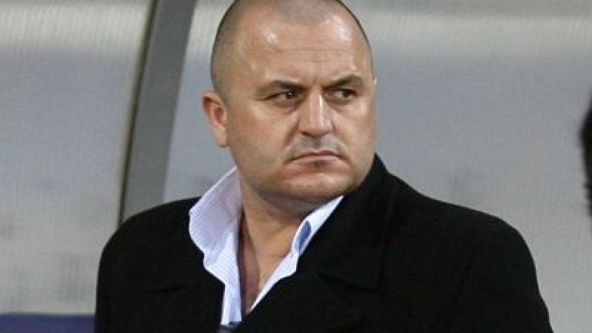 mititelu ii da in judecata pe barboianu si gaman jucatorii am fugit de sclavie