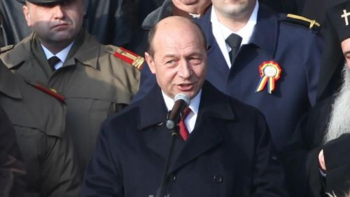 basescu si a tinut discursul la iasi printre huiduieli si fluieraturi