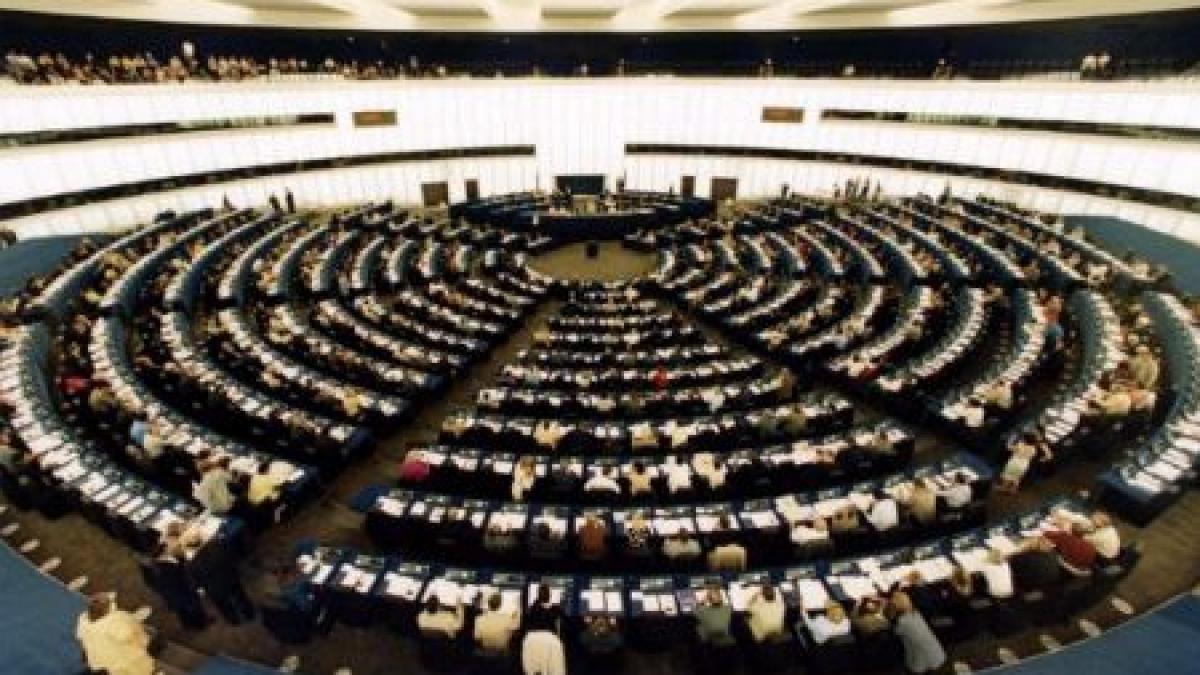 petitiile jurnalistilor romani la pe privind strategia nationala de aparare redeschise