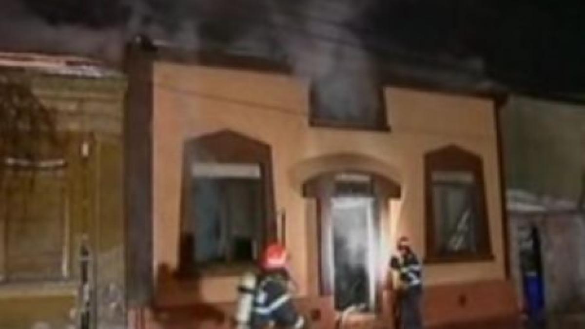 bucuresti a incercat sa faca un gratar si a dat foc casei