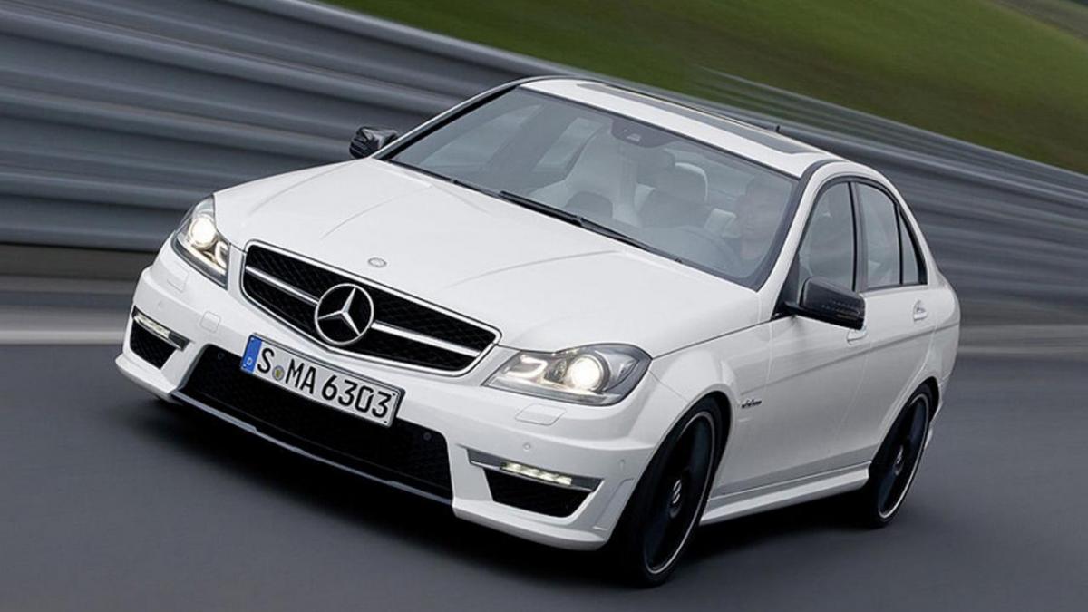 mercedes c63 amg 2012 in imagini scapate pe internet
