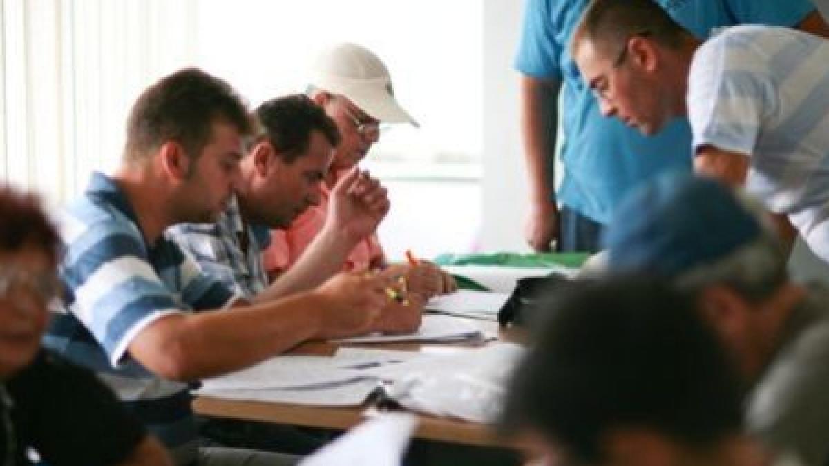 portretul angajatului roman pe timp de criza nemotivat prost platit si chiulangiu